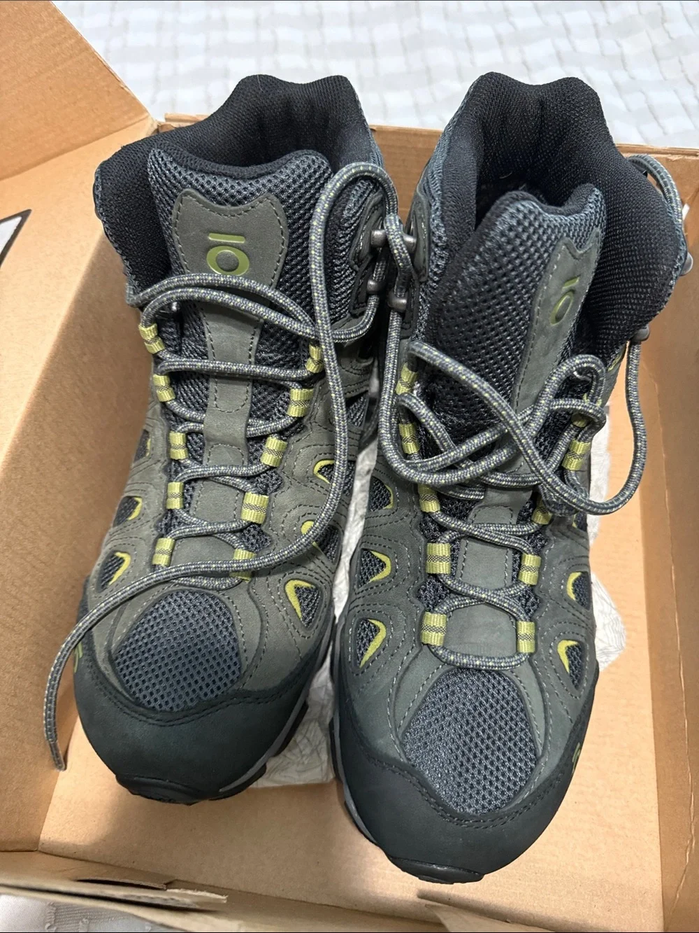 Oboz Men’s Green Hiking Boots - Durable Outdoor Trail Footwear
